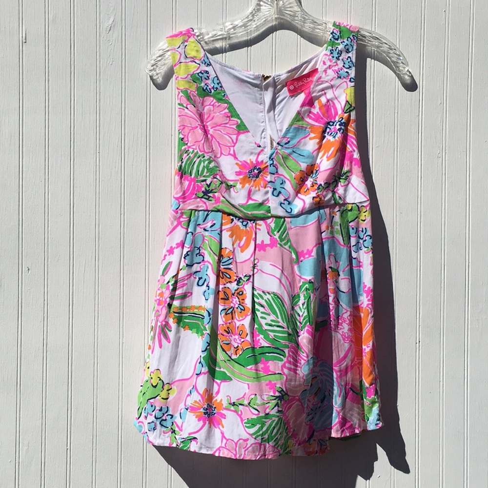 Lilly Pulitzer floral top sleeveless